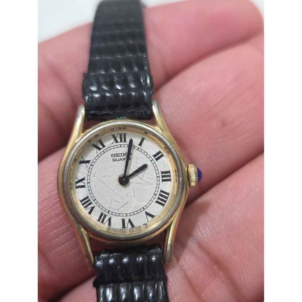 Vintage Seiko 1400-0029 SGP Gold-Tone Leather Band Petite Ladies Watch